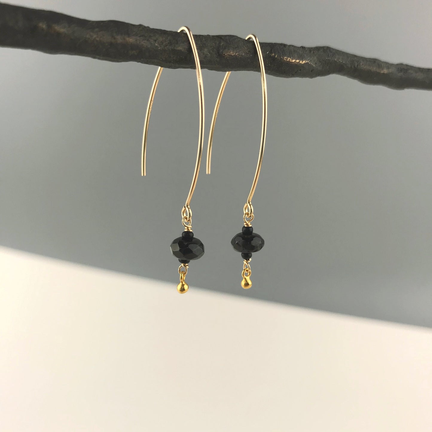 Black Onyx Earrings,Black and Gold Dangle Earrings,Dainty Earrings for Women,Boho Dangly Earrings,Black Bridesmaid Earrings,Drop Earrings