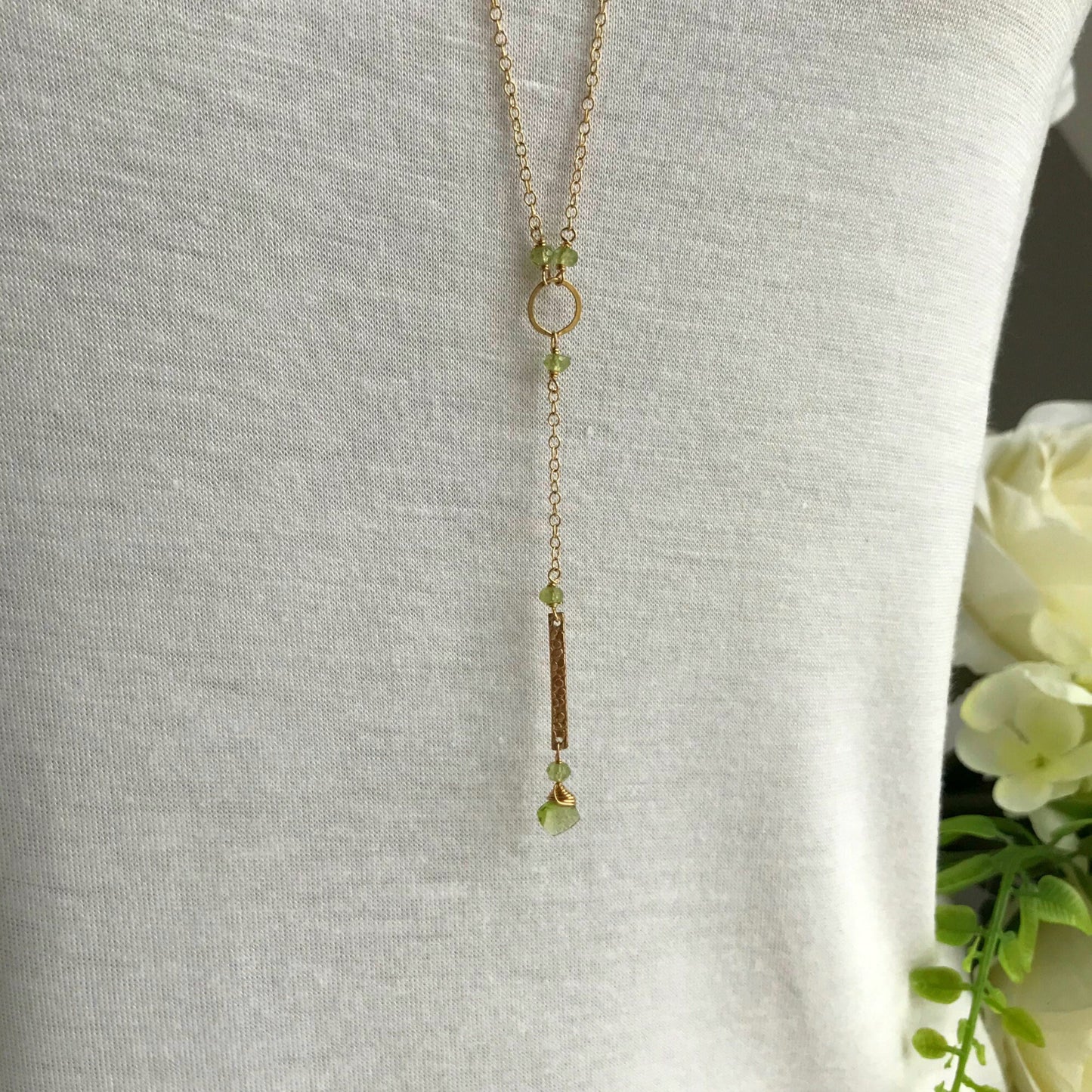 Peridot Gemstone Y Necklace,August Birthstone Jewelry,Simple and Delicate Layering Necklace,Elegant Minimalist Jewelry,Layering Y Necklace