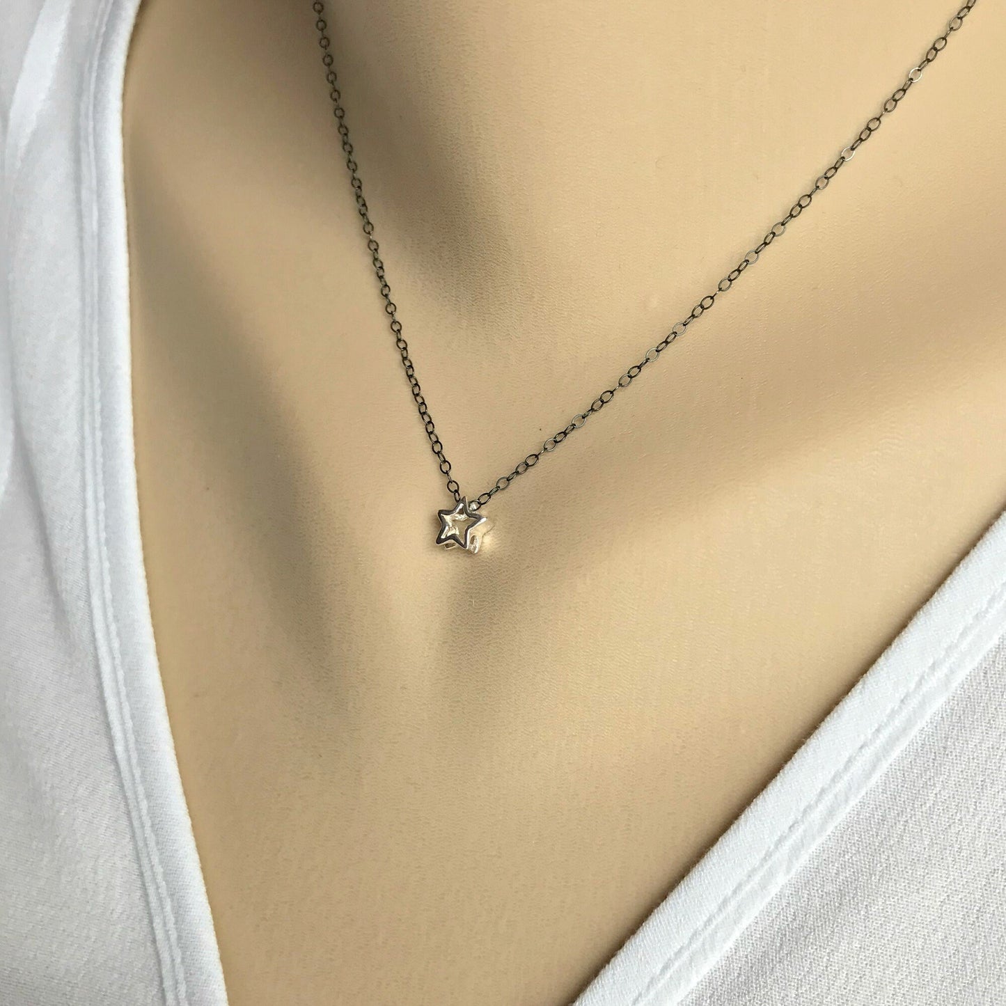 Tiny Star Necklace,Star Jewelry,Dainty Star Necklace,Celestial Jewelry,Open Star Pendant,Minimalist 3D Star Necklace,Dainty Star Necklace