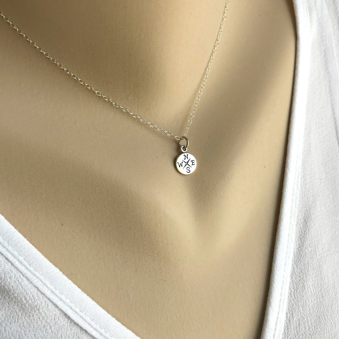 Compass Necklace Compass Pendant Silver Compass Compass Jewelry Graduation Necklace Dainty Necklace Minimalist Necklace Layering Necklace