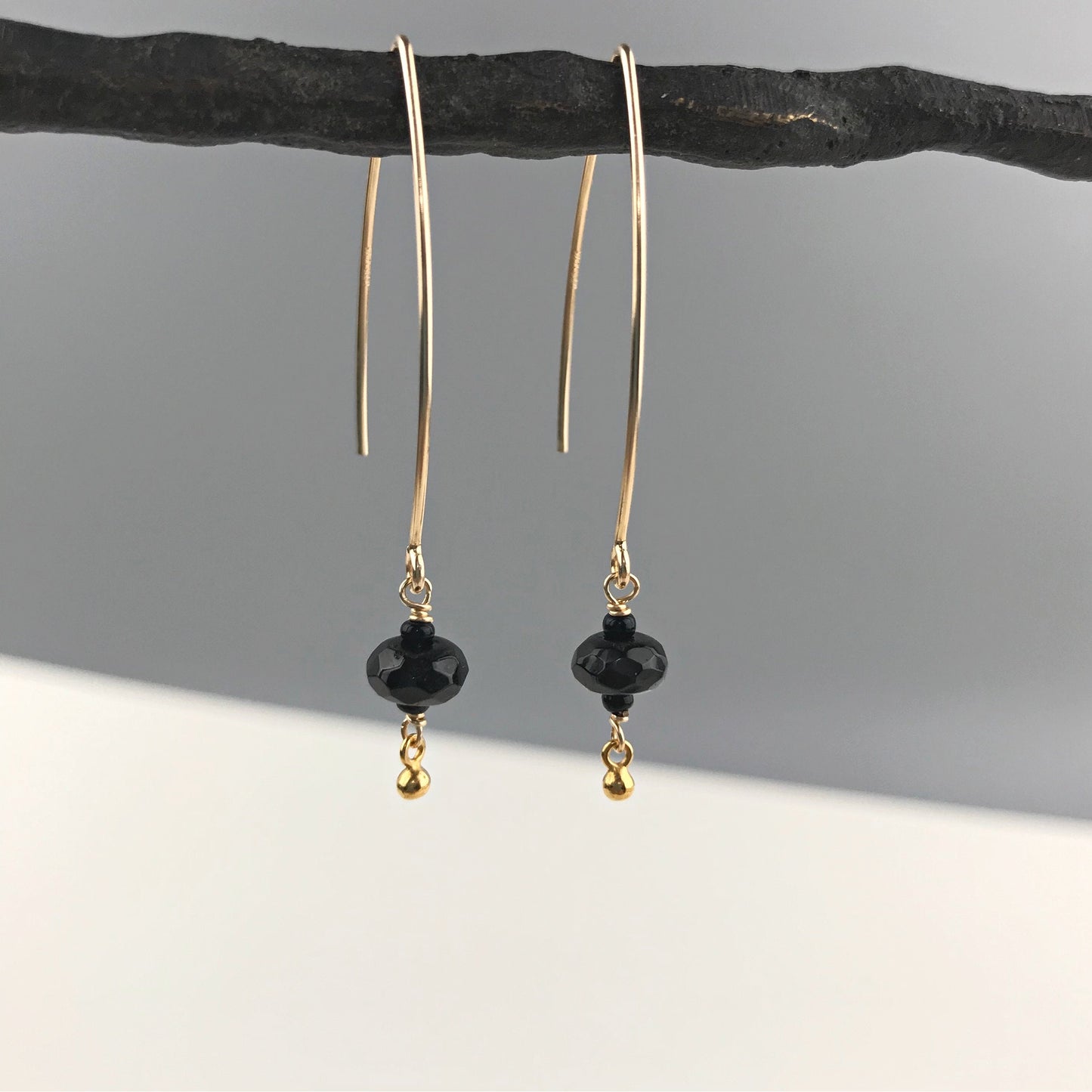Black Onyx Earrings,Black and Gold Dangle Earrings,Dainty Earrings for Women,Boho Dangly Earrings,Black Bridesmaid Earrings,Drop Earrings