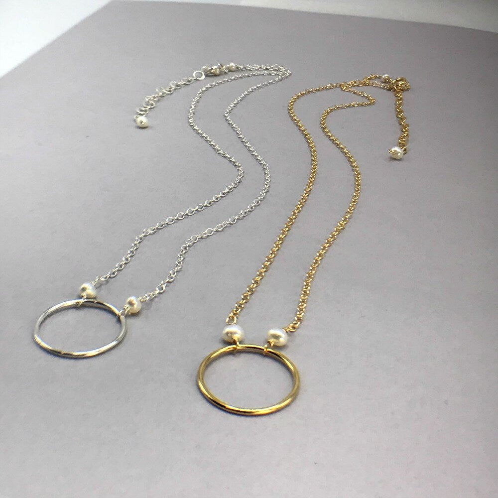 Pearl Necklace,Open Circle Necklace,June Birthstone Jewelry,Karma Necklace,Dainty Eternity Necklace, Layering Everyday Necklac,Birthday Gift