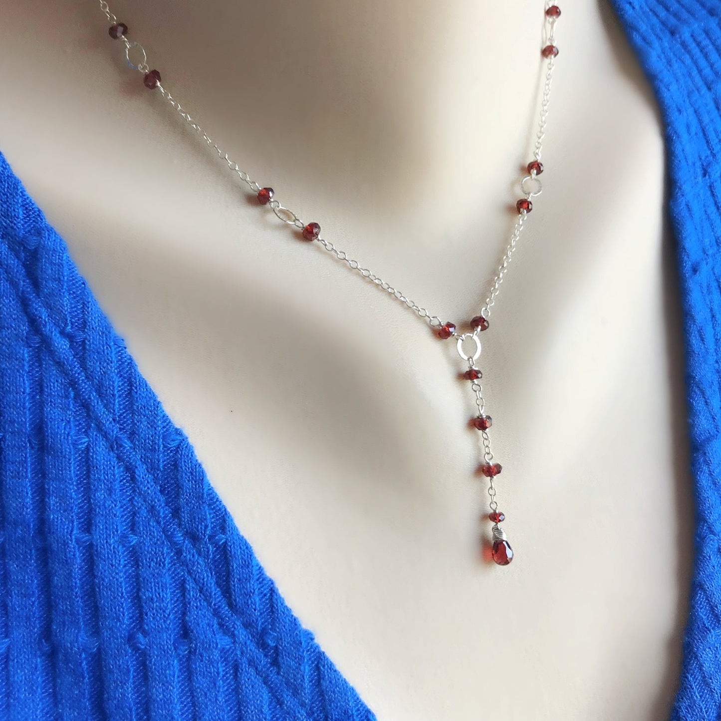 Garnet Y Necklace,January Birthstone, Gemstone Lariat Necklace,Simple Layering Garnet Necklace, Gold Drop Y Necklace,Garnet Lariat Necklace