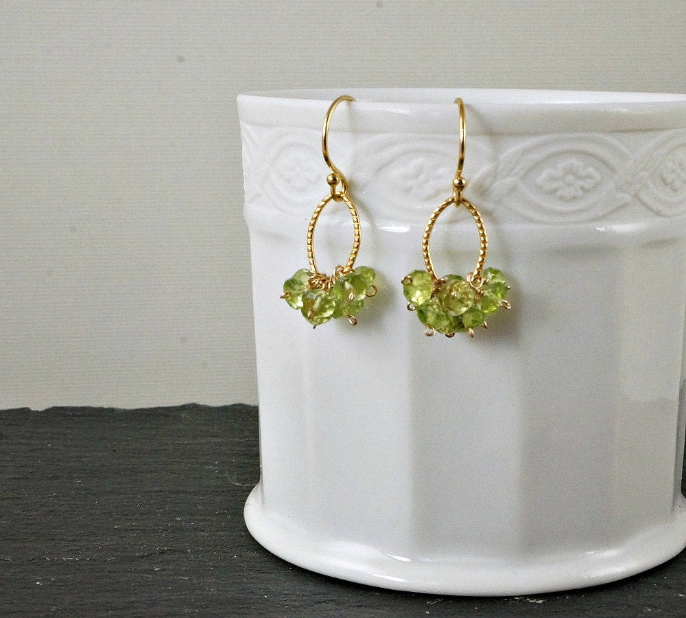 Delicate Peridot Earrings, August Birthstone Jewelry, Simple Earrings, Green Dainty Earrings, Cute Lightweight Earrings, Minimal Earrings