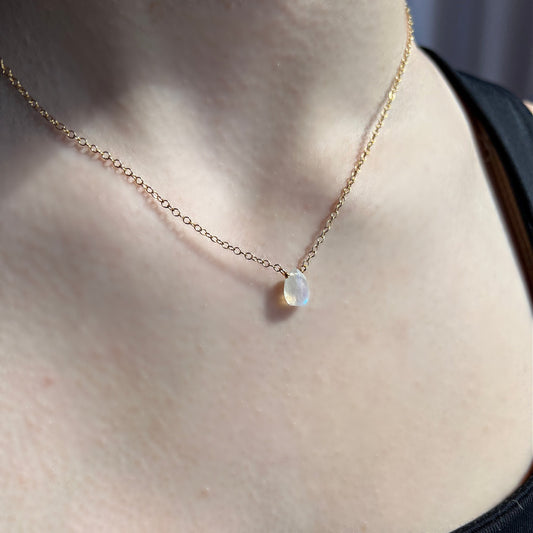 Gold Moonstone Necklace, June Birthstone, Everyday Necklace, Chakra Necklace for Women, Simple Gold Necklace, Moonstone Jewlery, Healing