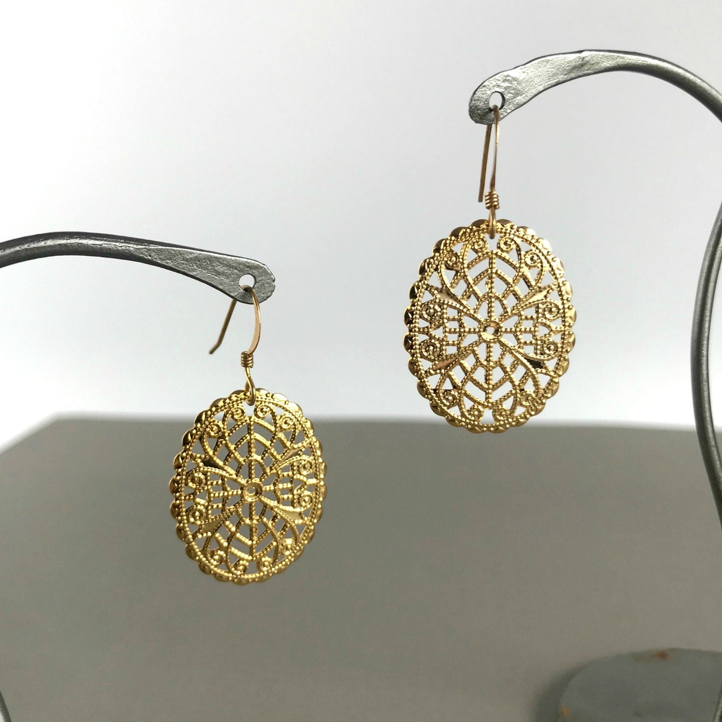 Boho Gold Oval Filigree Earrings,Geometric Filigree Earrings,Elegant Arabesque Earrings,Geometric Filigree Earrings,Stylish Boho Accesories