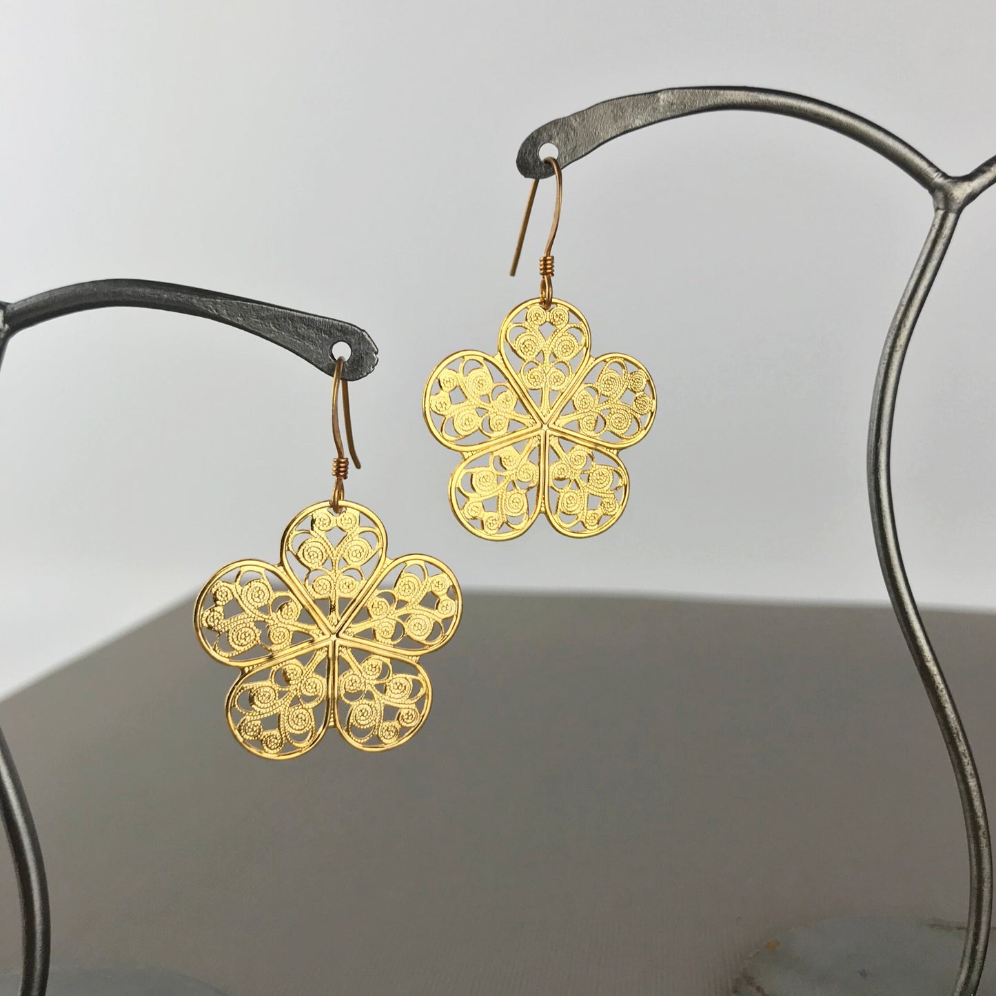 Gold Lace Flower Earrings,Filigree Earrings,Bohemian Earrings,Gold Earrings,Summer Earrings,Arabesque Earrigs,Dainty Lightweight Earrings