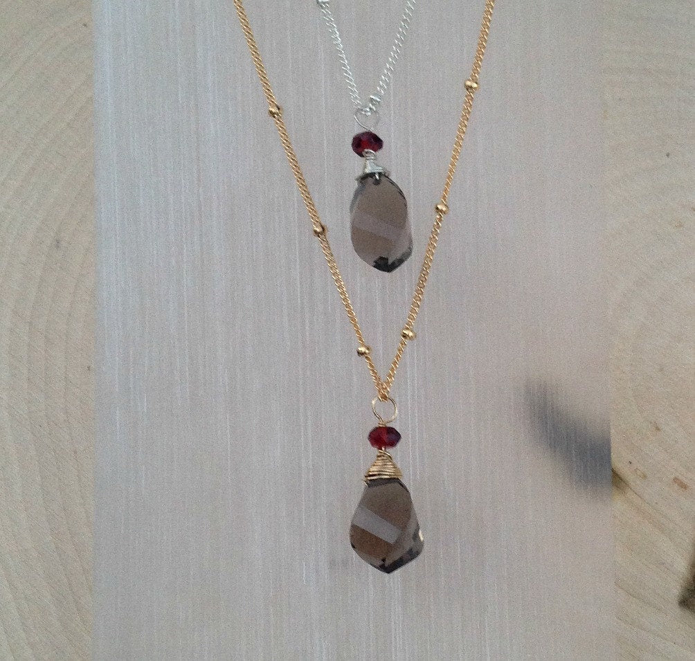 Smoky Quartz Pendant,Natural Stone Pendant,Round Flat Pendant,Brown Stone,Layering Necklace,Delicate Necklace, Bridesmaid Necklace