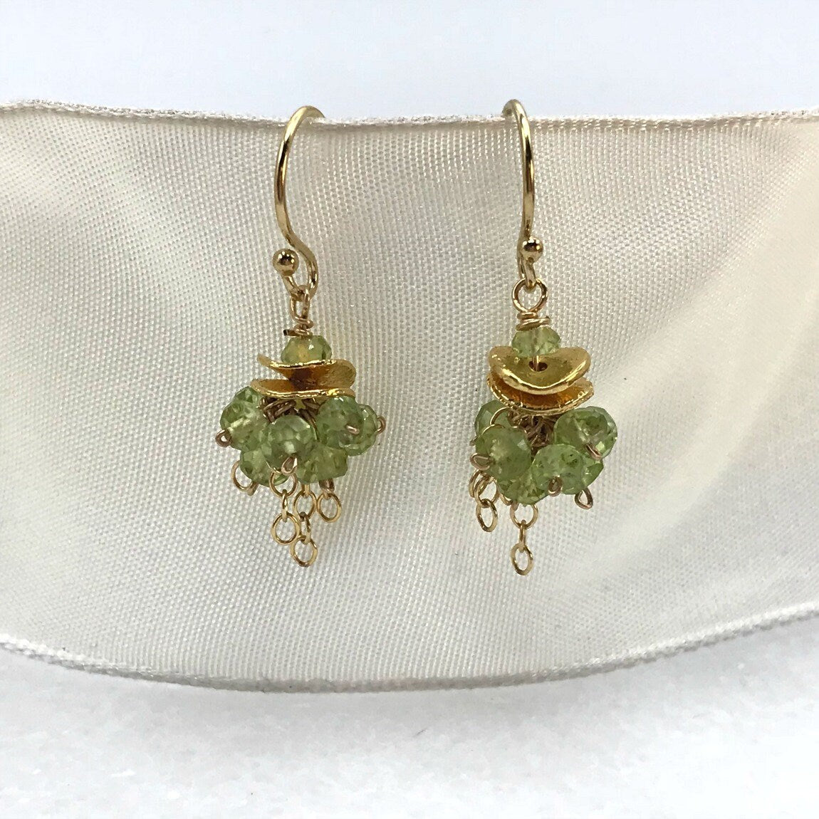 Minimalist Peridot Earrings, Dainty Peridot Earrings, Delicate August Birthstone Earrings, Handmade Gemstone Earrings,Elegant Green Earrings