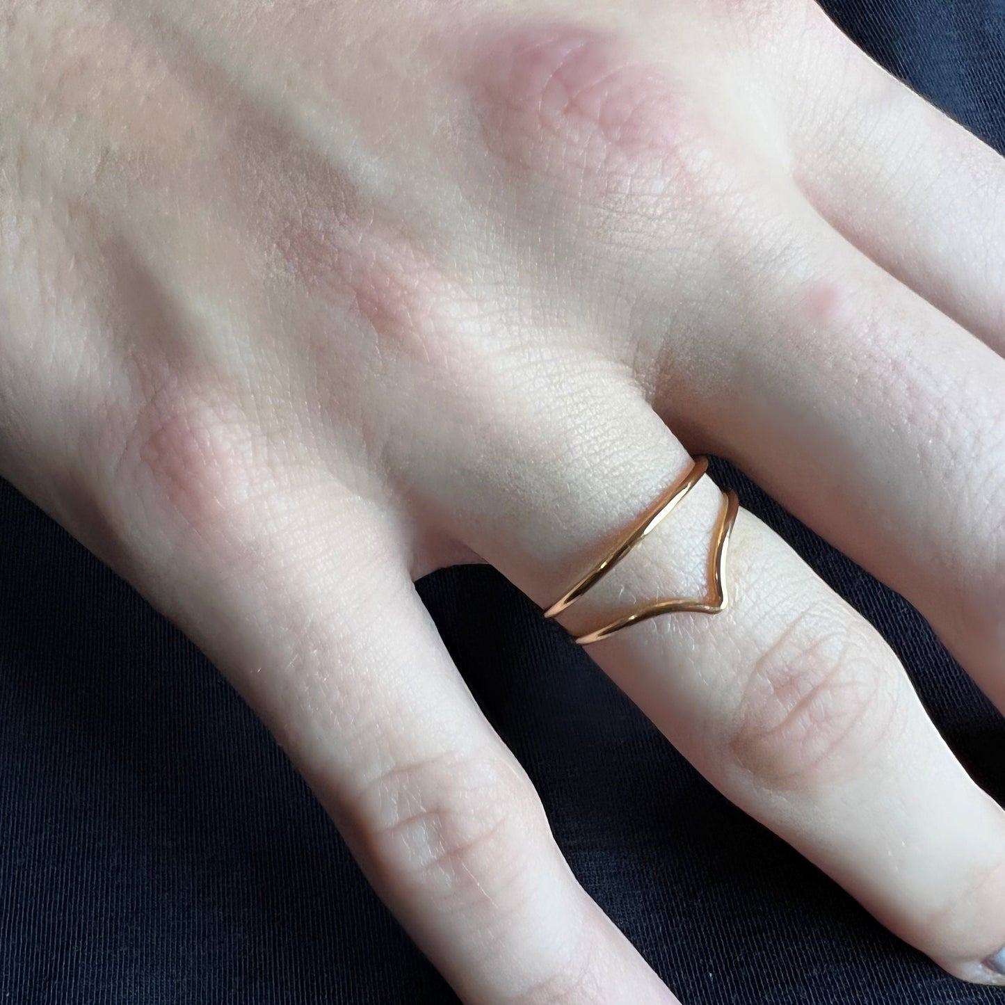 Dainty V Stacking Ring, Delicate Chevron Ring,Simple Minimal Ring,Everyday Ring,Thin Gold Ring,Minimalist Ring,Stacking Ring, Christmas Gift